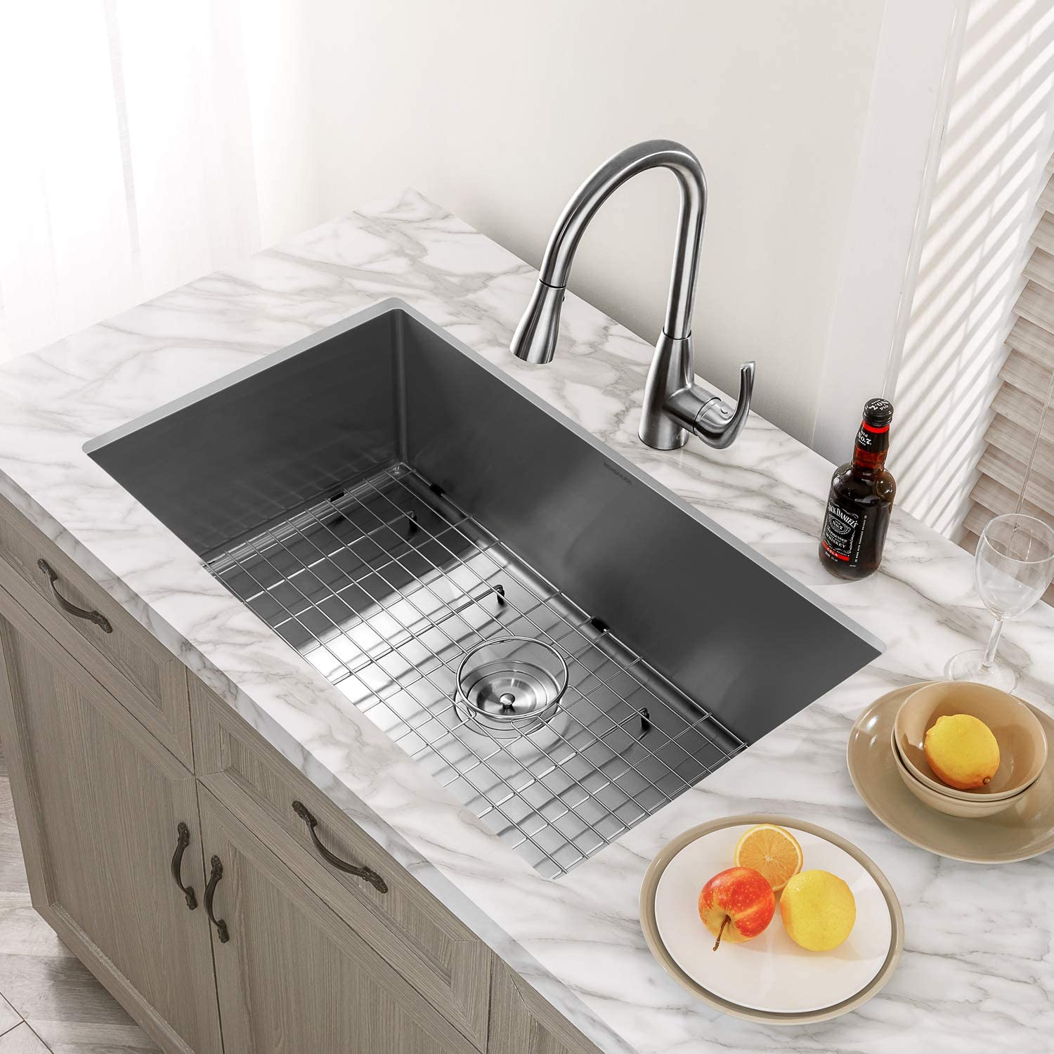 MENSARJOR 32'' x 19'' Single Bowl Kitchen Sink 16 Gauge Undermount Stainless Steel Kitchen Sink, Bar or Prep Kitchen sink