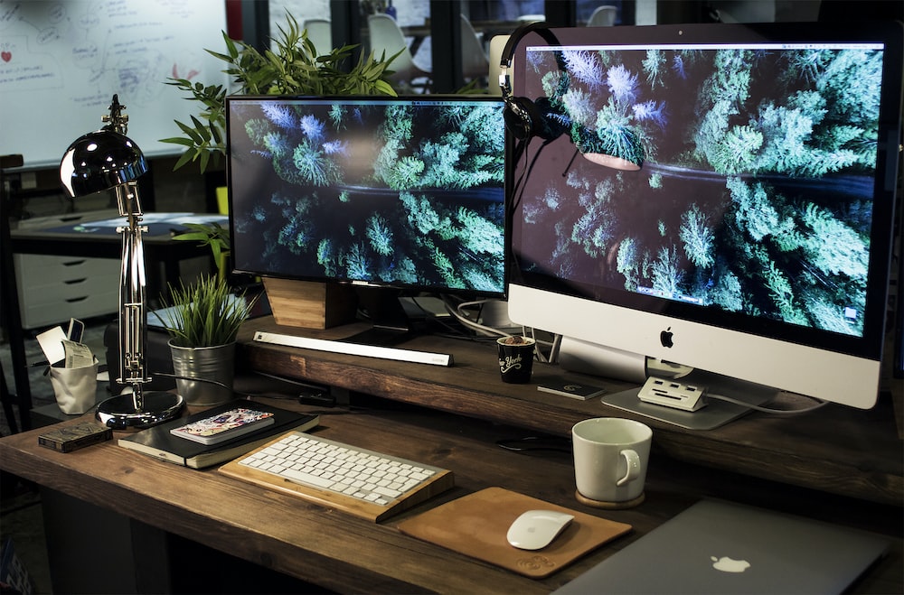 Are bigger monitors better for your eyes?