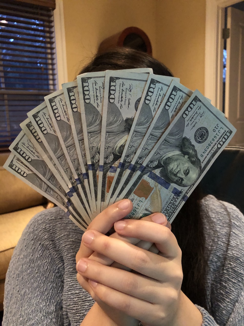 How can I attract money at home?
