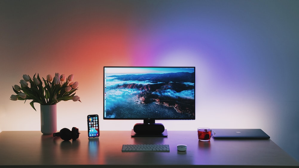 How do I make my desk set look aesthetic?