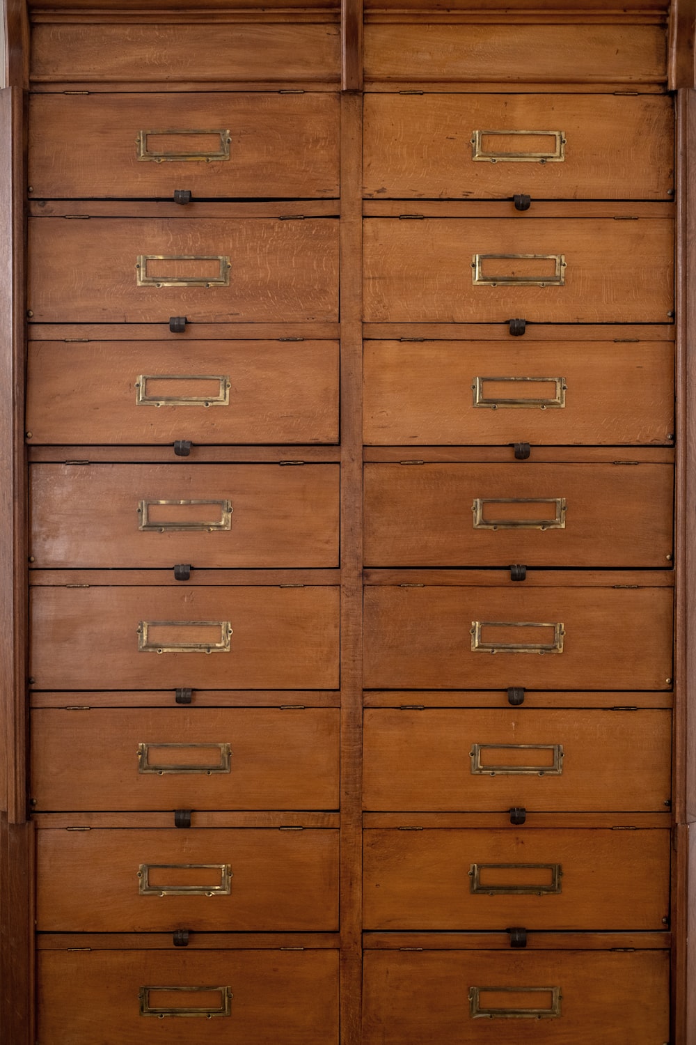 How do you store papers without a file cabinet?