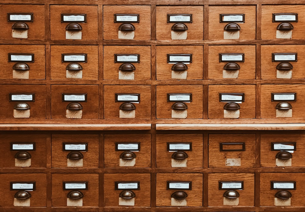How wide should a file drawer be?